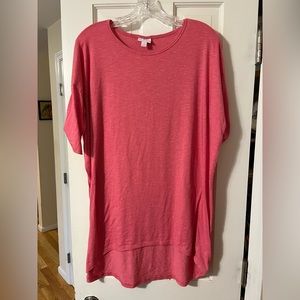 LuLaRoe pink Irma hi-lo top